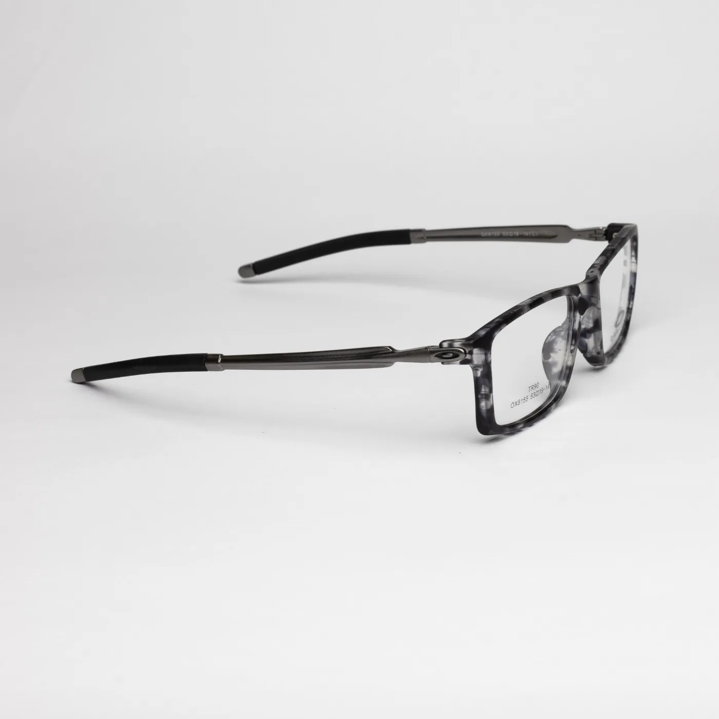 OAKLEY